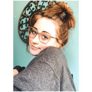 Meet your Posher, Abby